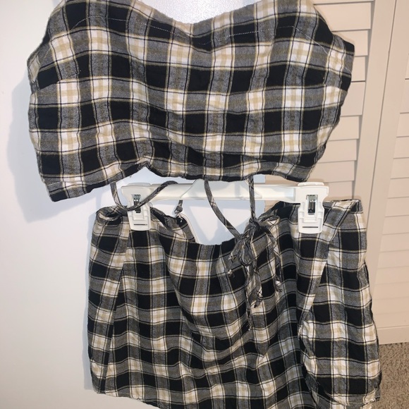 Size large in crop and skort (matching set)  from Henri girl. - Picture 1 of 5